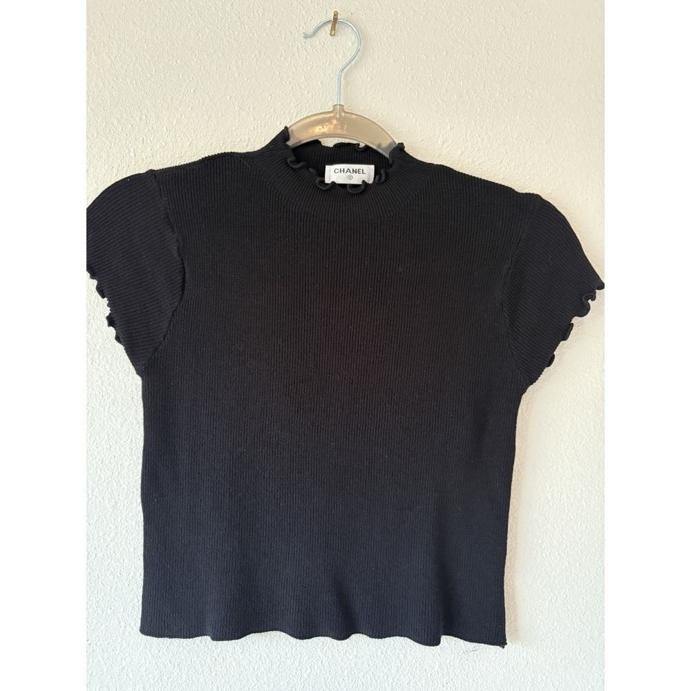 Black Ribbed Knit Top Mock Neck Ruffle Trim Short Sleeve Stretch Minimalist
